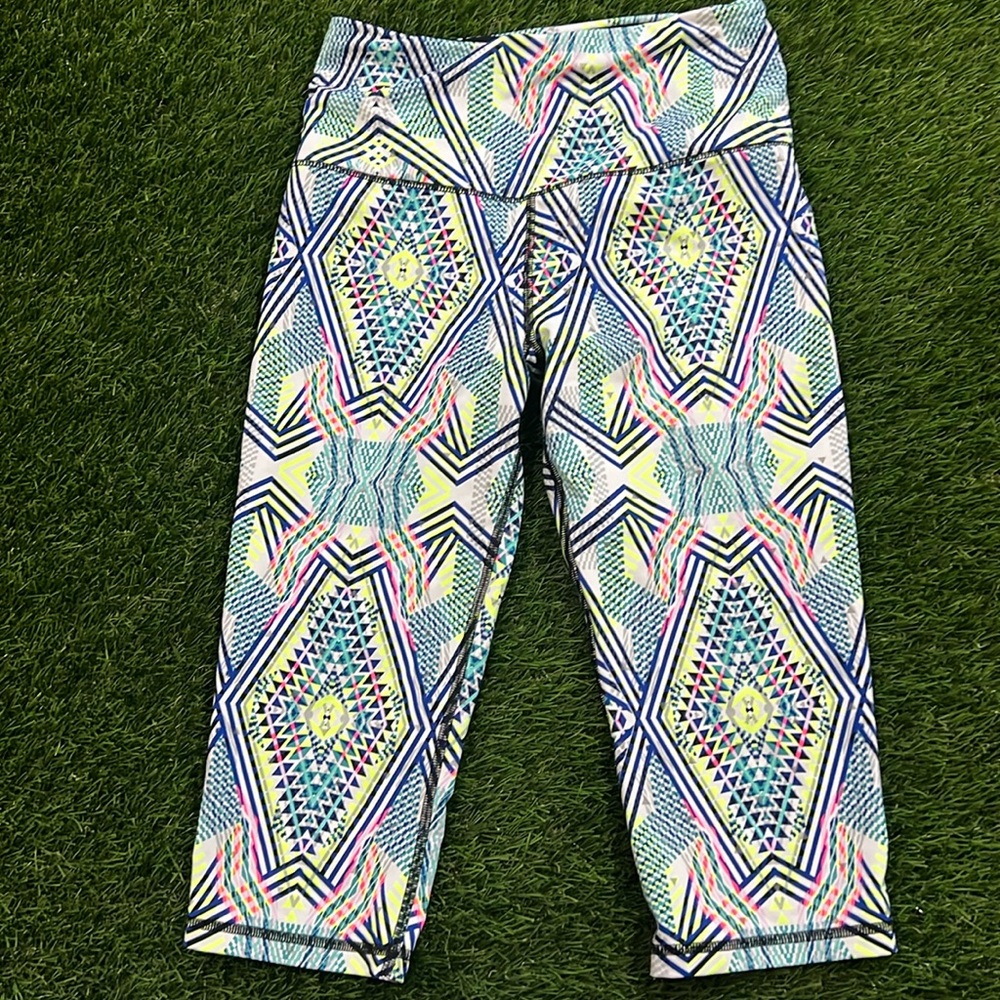 Women’s Victoria’s Secret Sport Capri Length Leggings